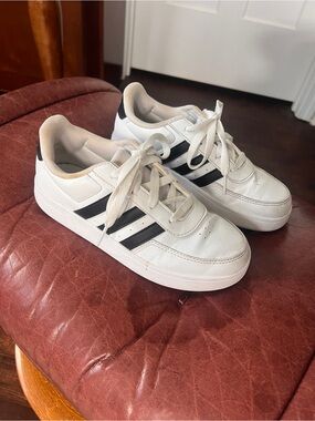 adidas White Sneakers with Black Stripes - Kids Athletic Shoes